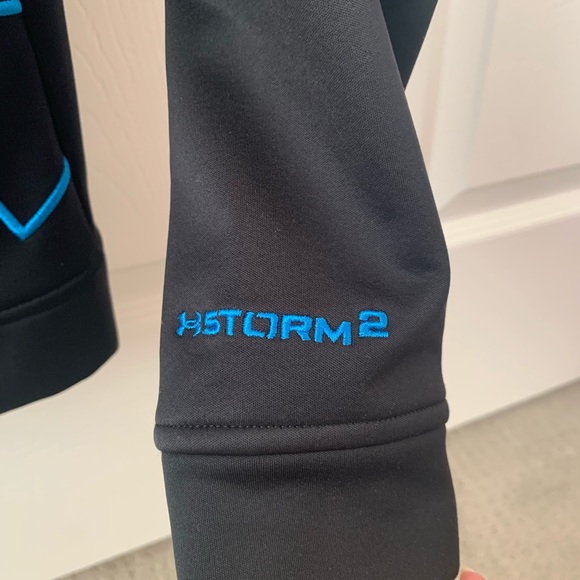 Boys Under Armour jacket with hoodie size YSM - Picture 4 of 6